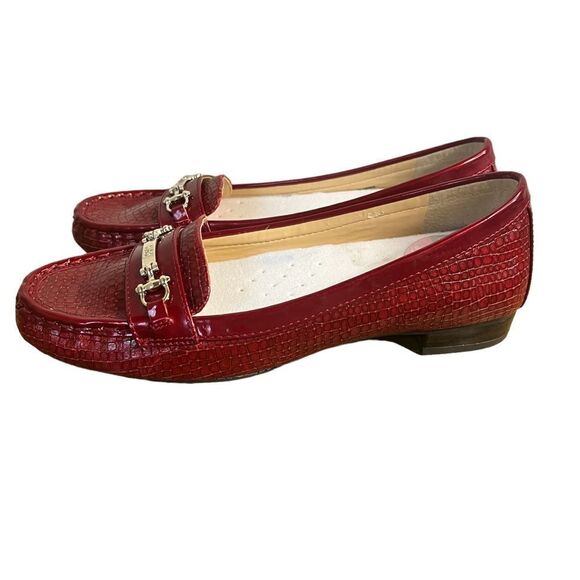 Alex Marie Red Patent Loafers Womens 6M Alligator Flats Round Toe Shoes - Picture 6 of 9